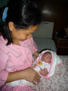 320099_2305987983307_778423710_n